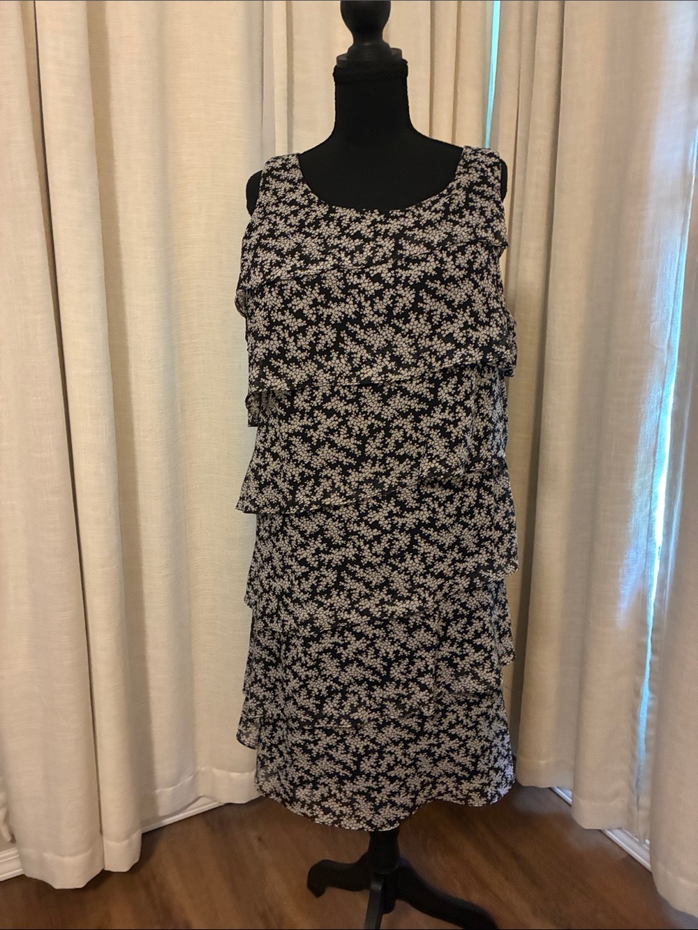 Jessica Howard Black and White Floral Layered Midi Dress